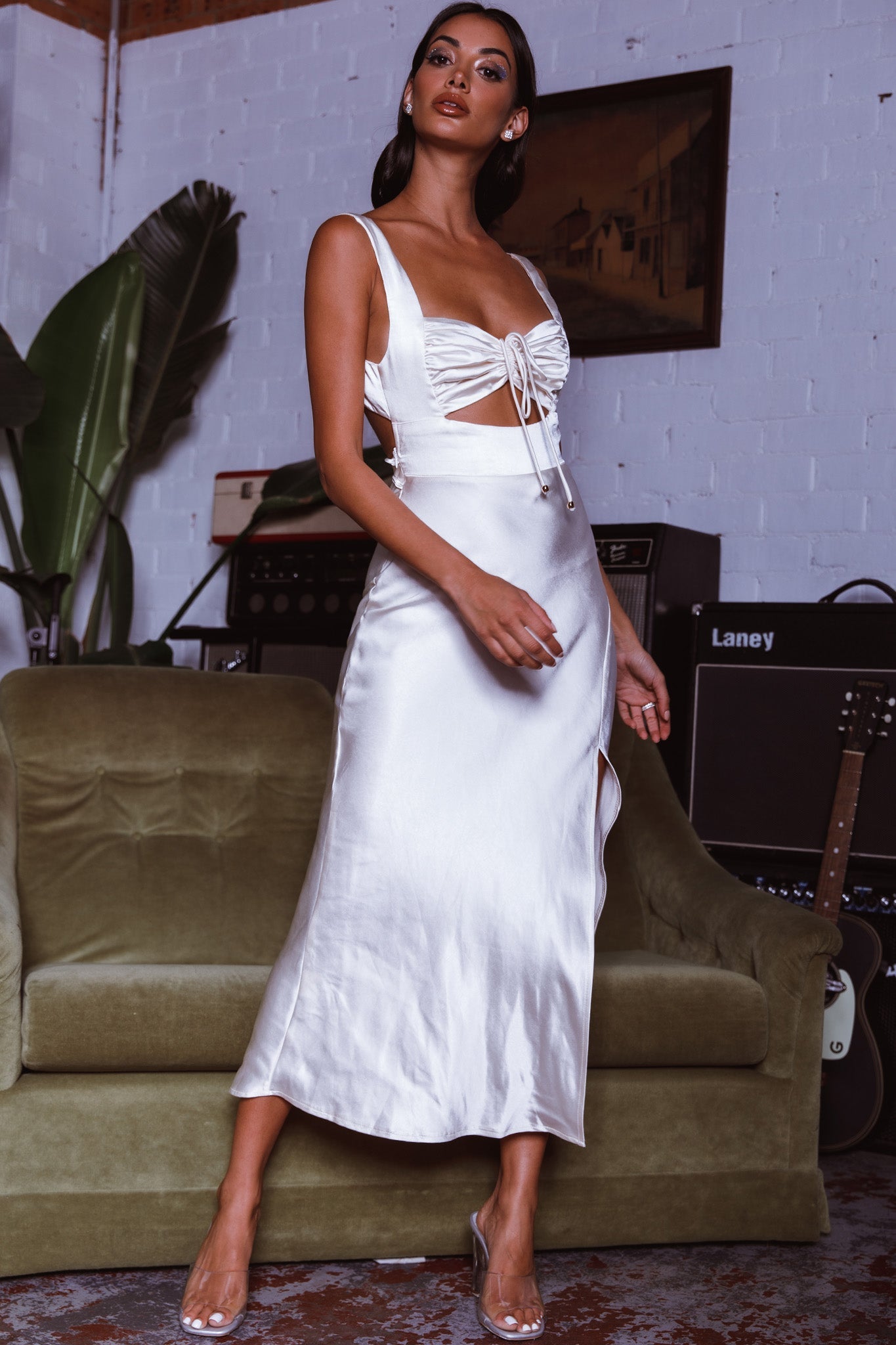 Belle Epoque Drawstring Bust Midi Dress Oyster